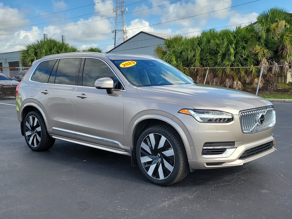 Used 2023 Volvo XC90 Recharge Plug-In Hybrid Ultimate T8 eAWD PHEV Ultimate 6P