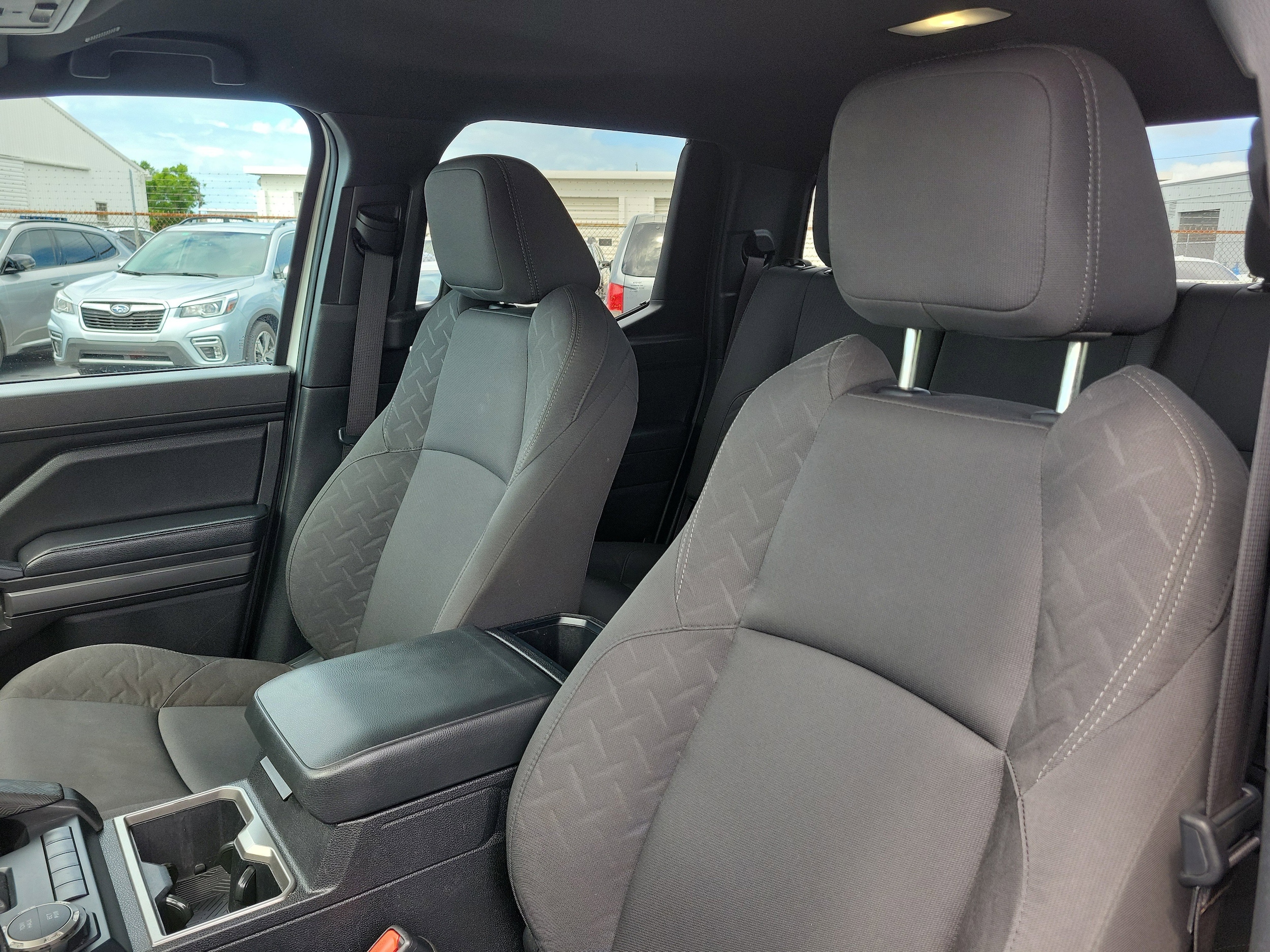 2024 Toyota Tacoma SR5 - Photo 19