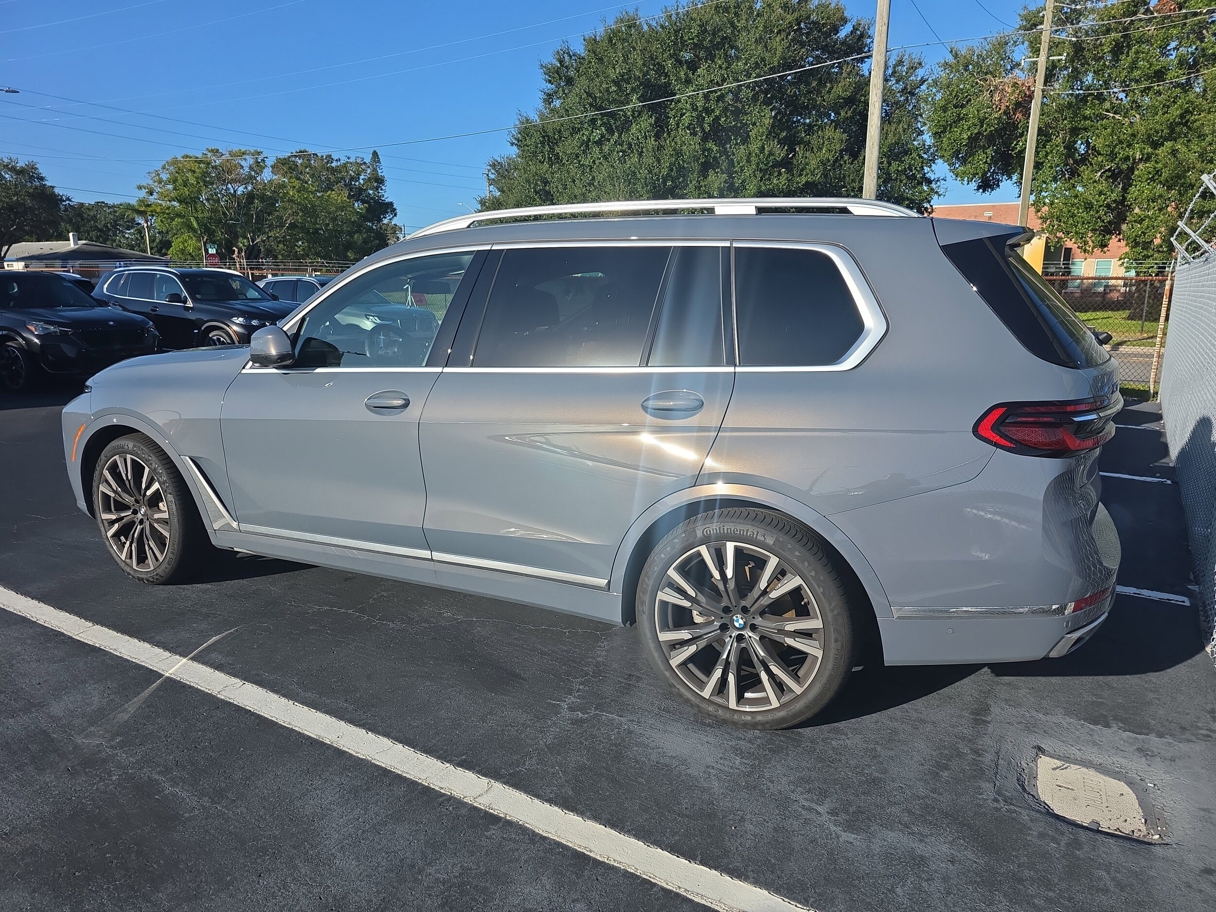 2025 Bmw X7 xDrive40i photo 3