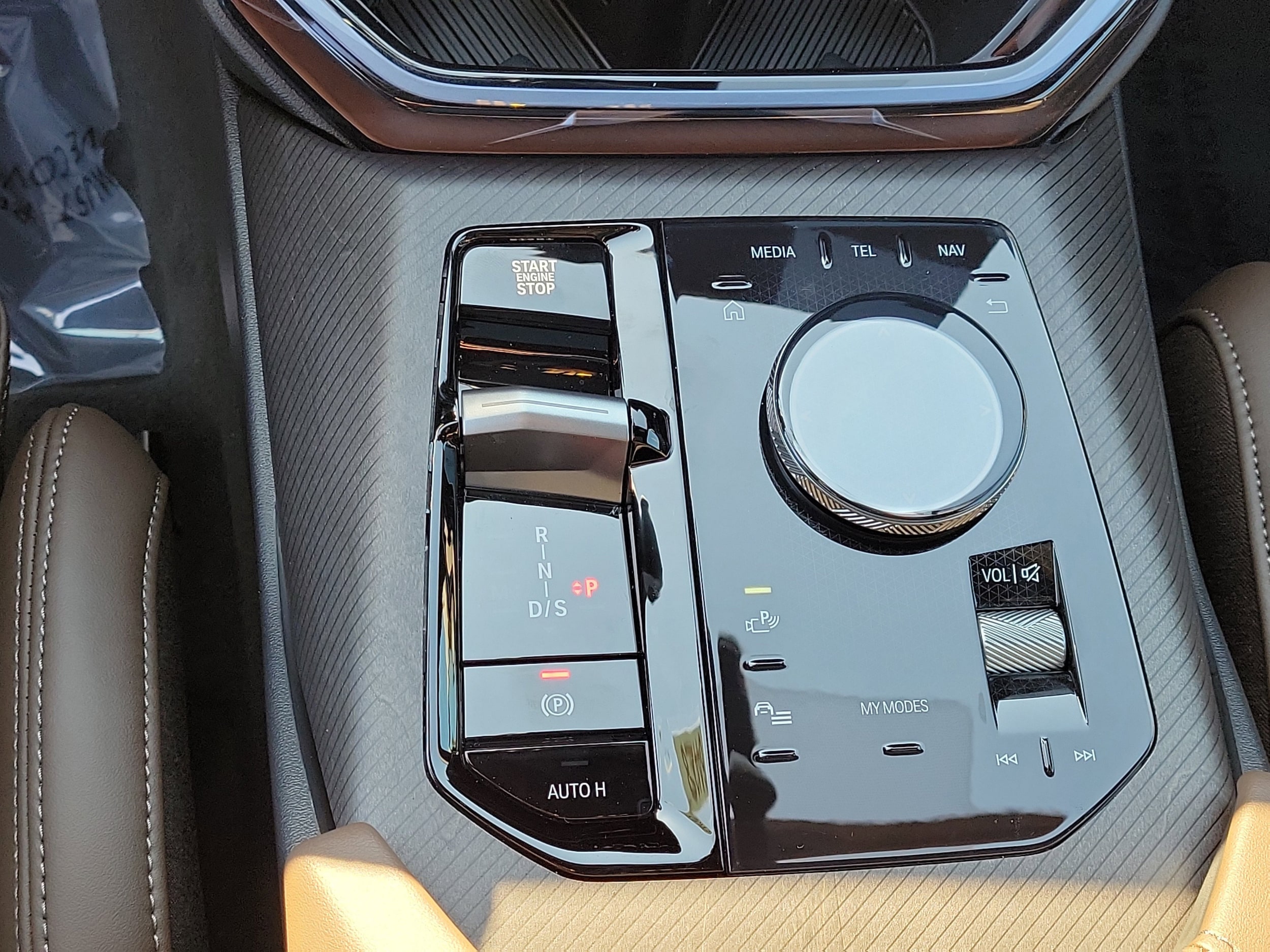 2026 BMW X3 30 - Photo 21