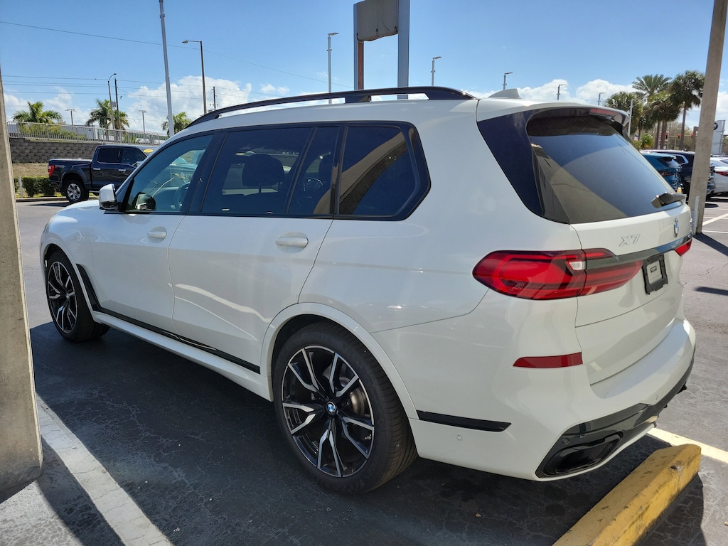 Used 2022 BMW X7 xDrive40i xDrive40i Sports Activity Vehicle