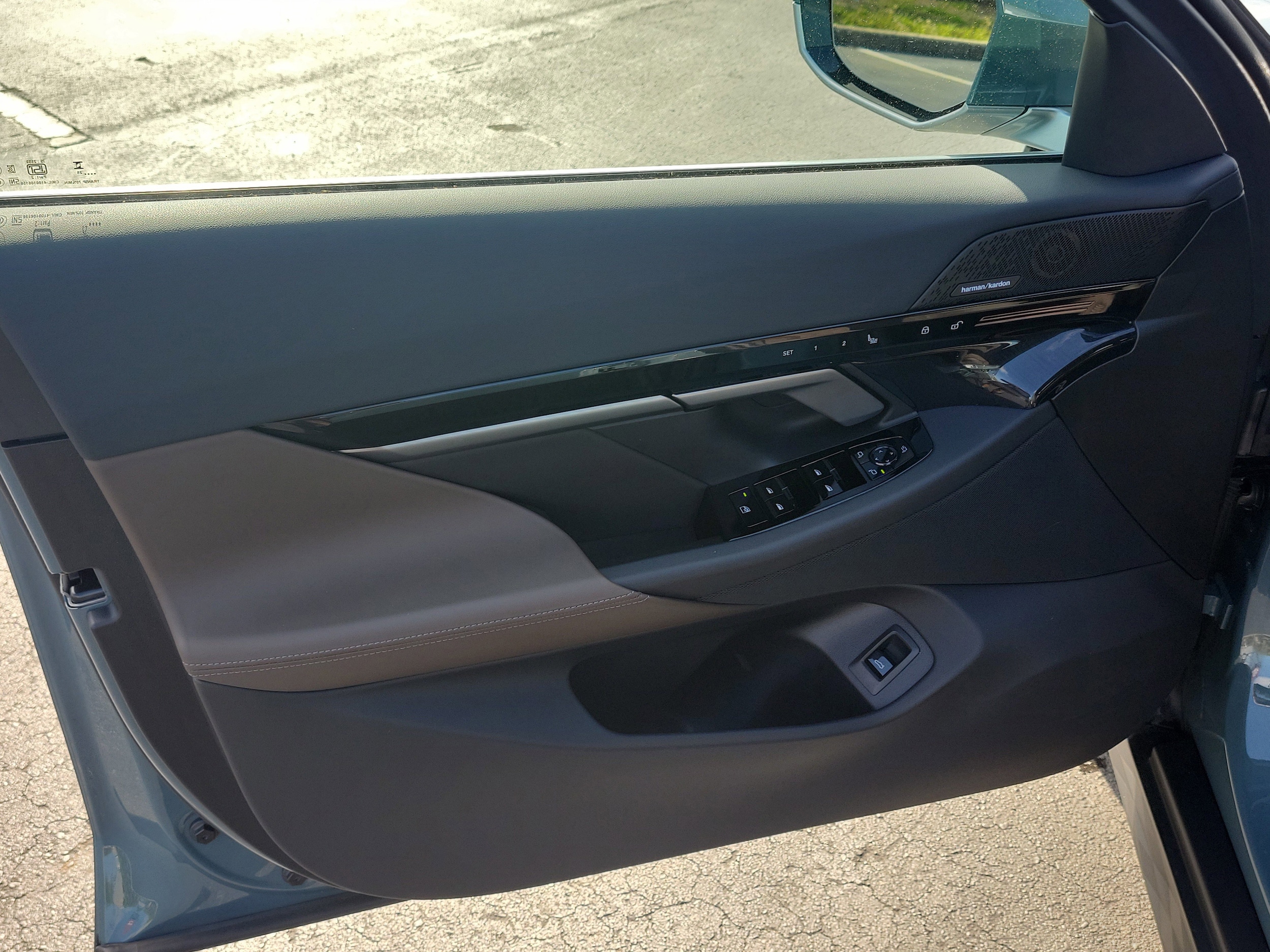 2026 BMW 5 Series 530i - Photo 17