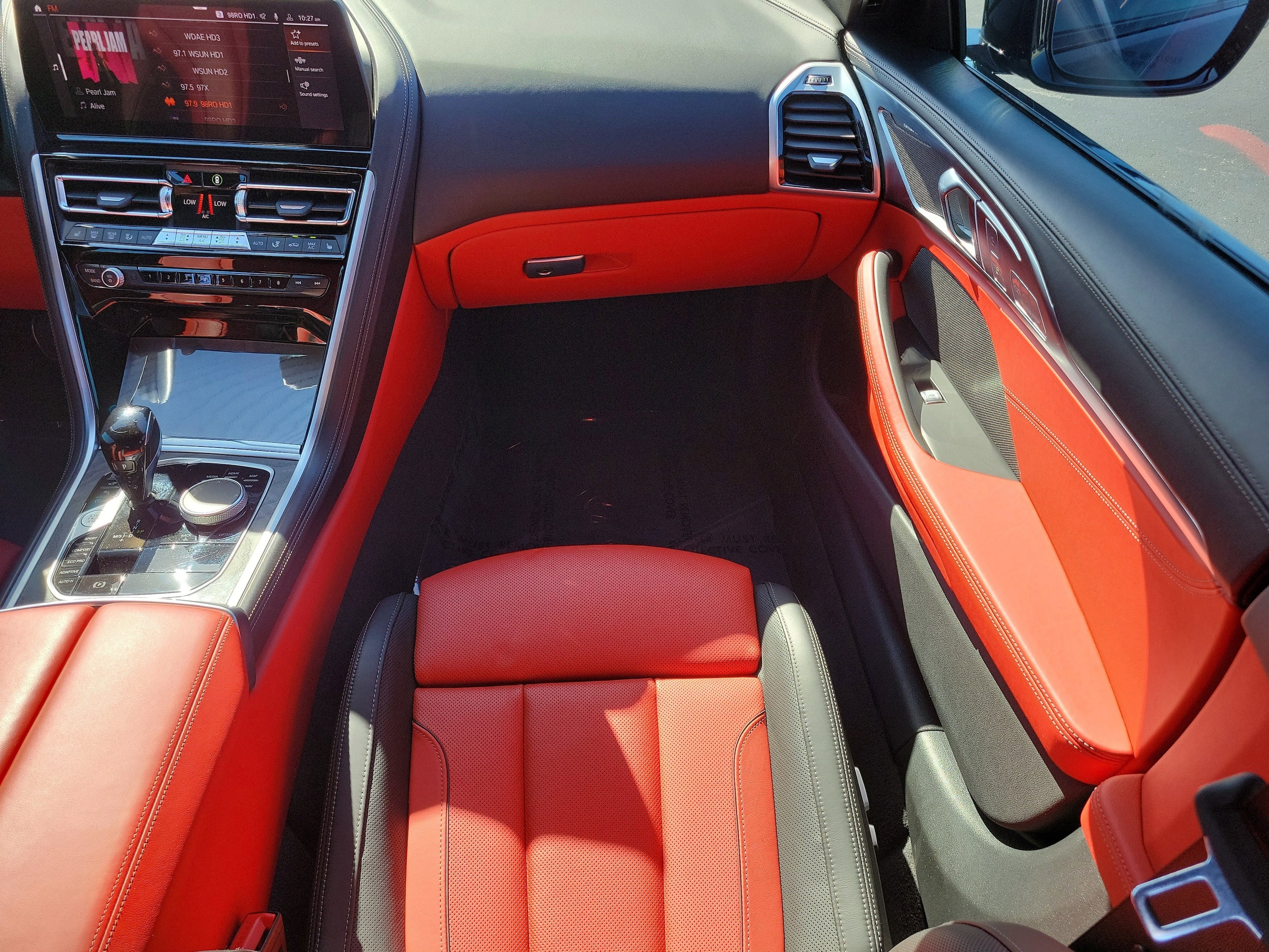 2023 BMW 8 Series 840i - Photo 16