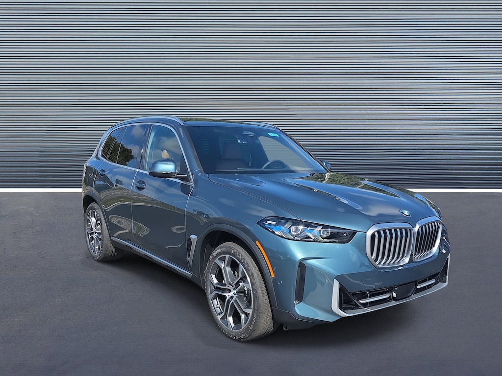 New 2026 BMW X5 xDrive40i xDrive40i Sports Activity Vehicle