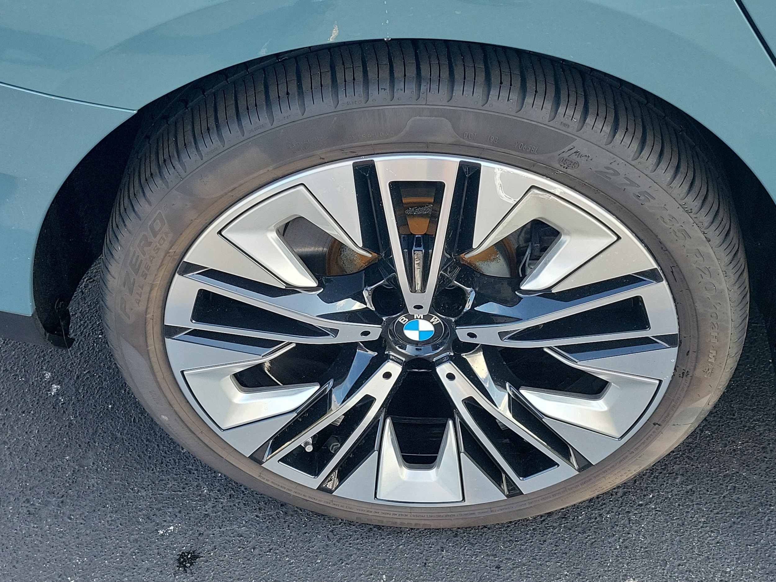 2026 BMW 5 Series 530i - Photo 6