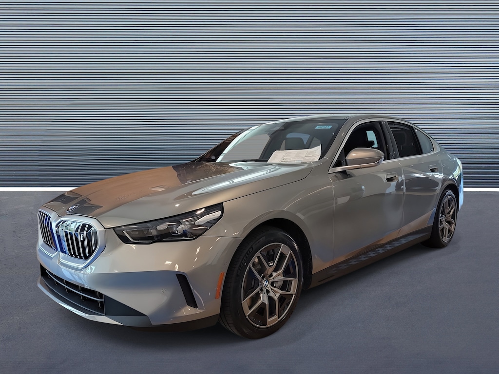 New 2026 BMW i5 eDrive40 Sedan