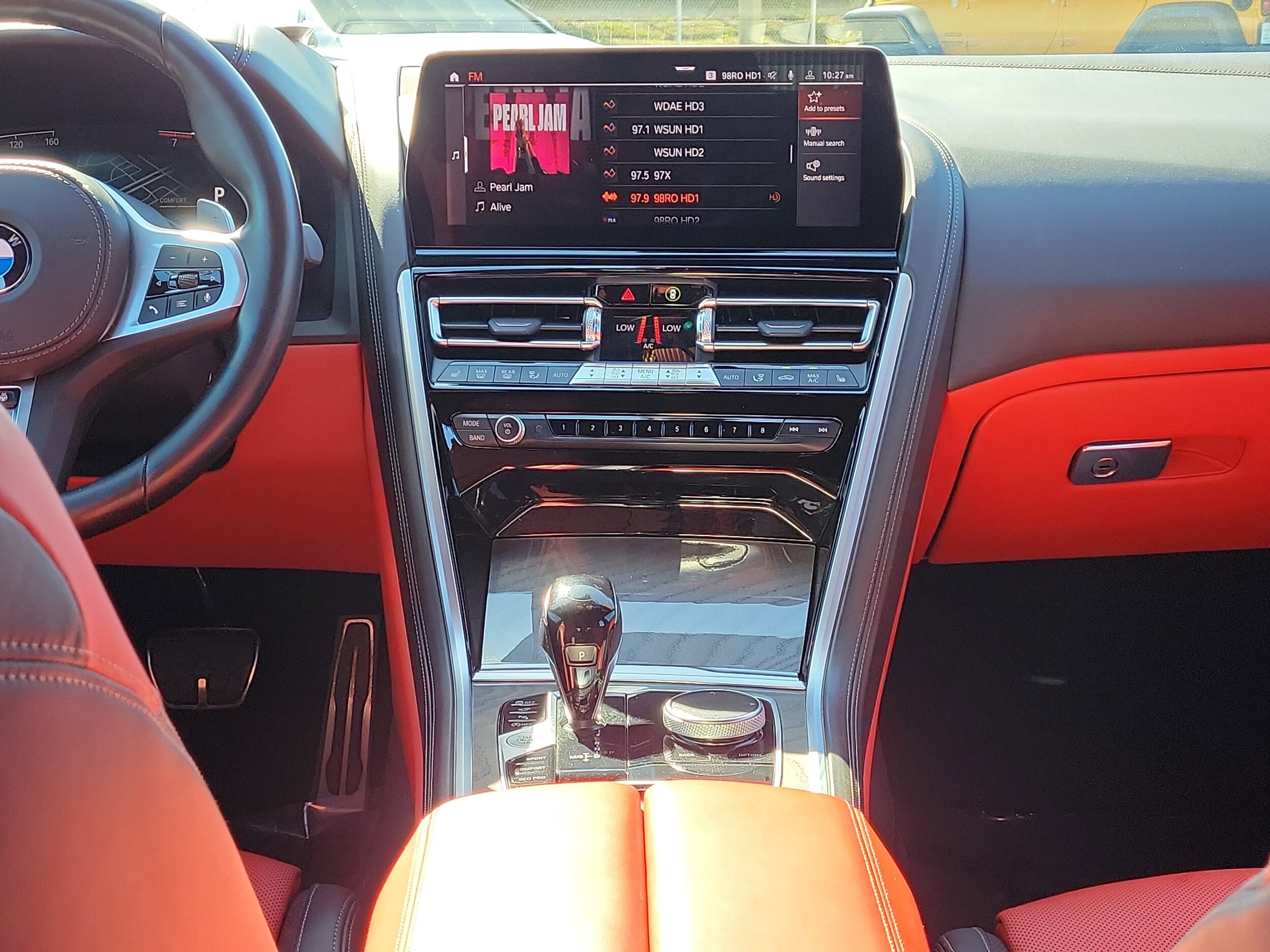2023 BMW 8 Series 840i - Photo 17