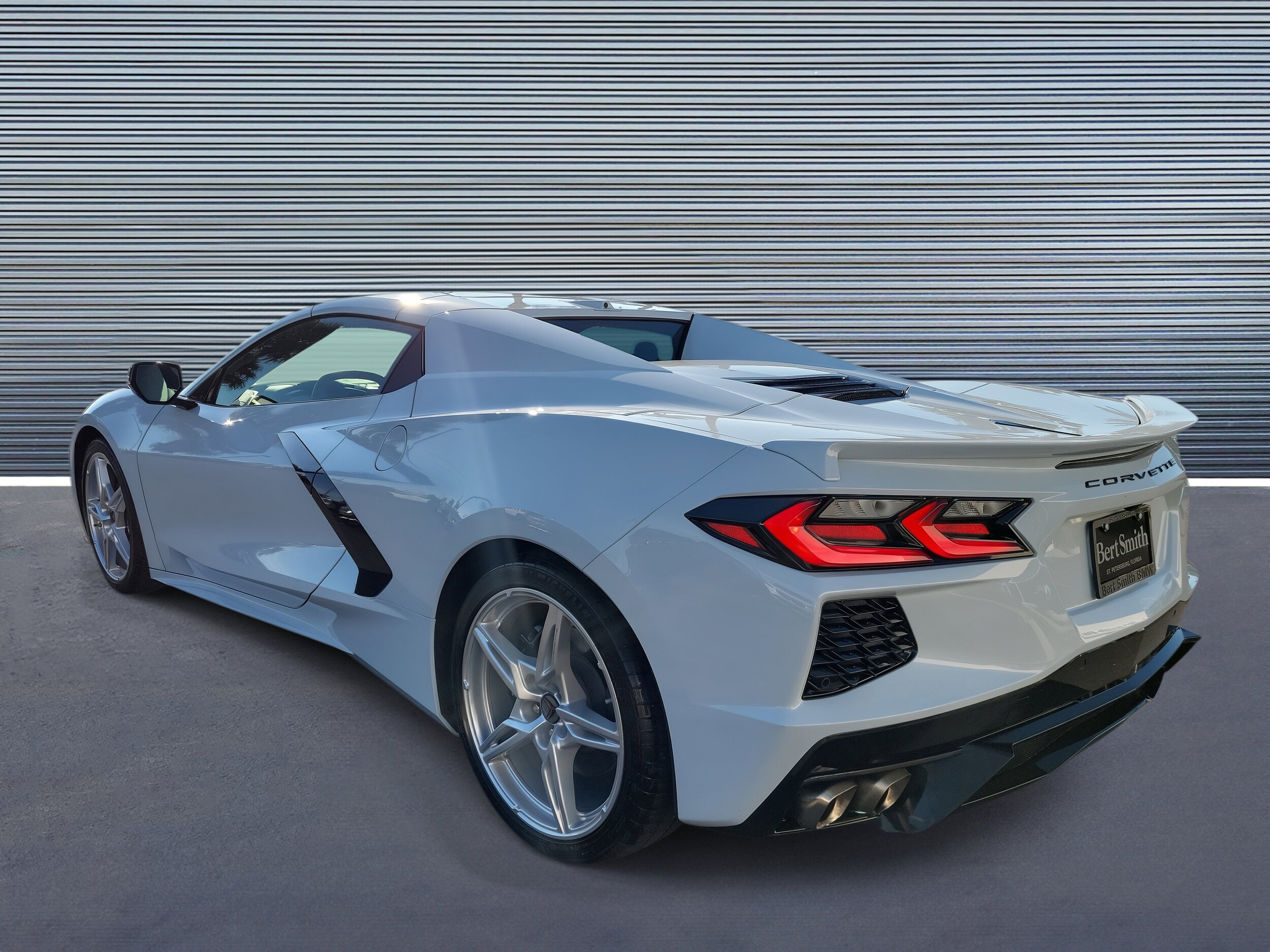 2023 Chevrolet Corvette 2LT Convertible photo 4