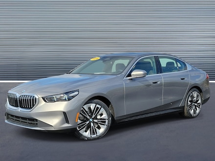 2026 BMW 5 Series 530i Sedan WBA43FJ0XTCV06560