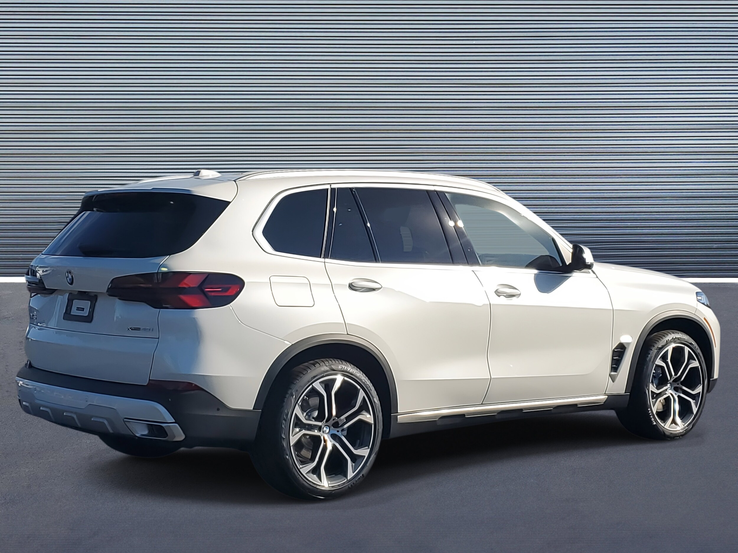 2026 Bmw X5 xDrive40i photo 3
