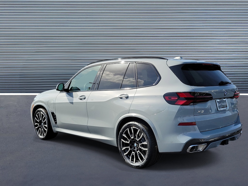 New 2026 BMW X5 PHEV xDrive50e SUV