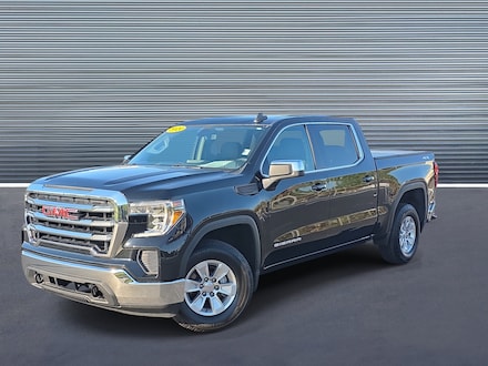 2020 GMC Sierra 1500 SLE 4WD Crew Cab 147 SLE 3GTP9BEK4LG315832