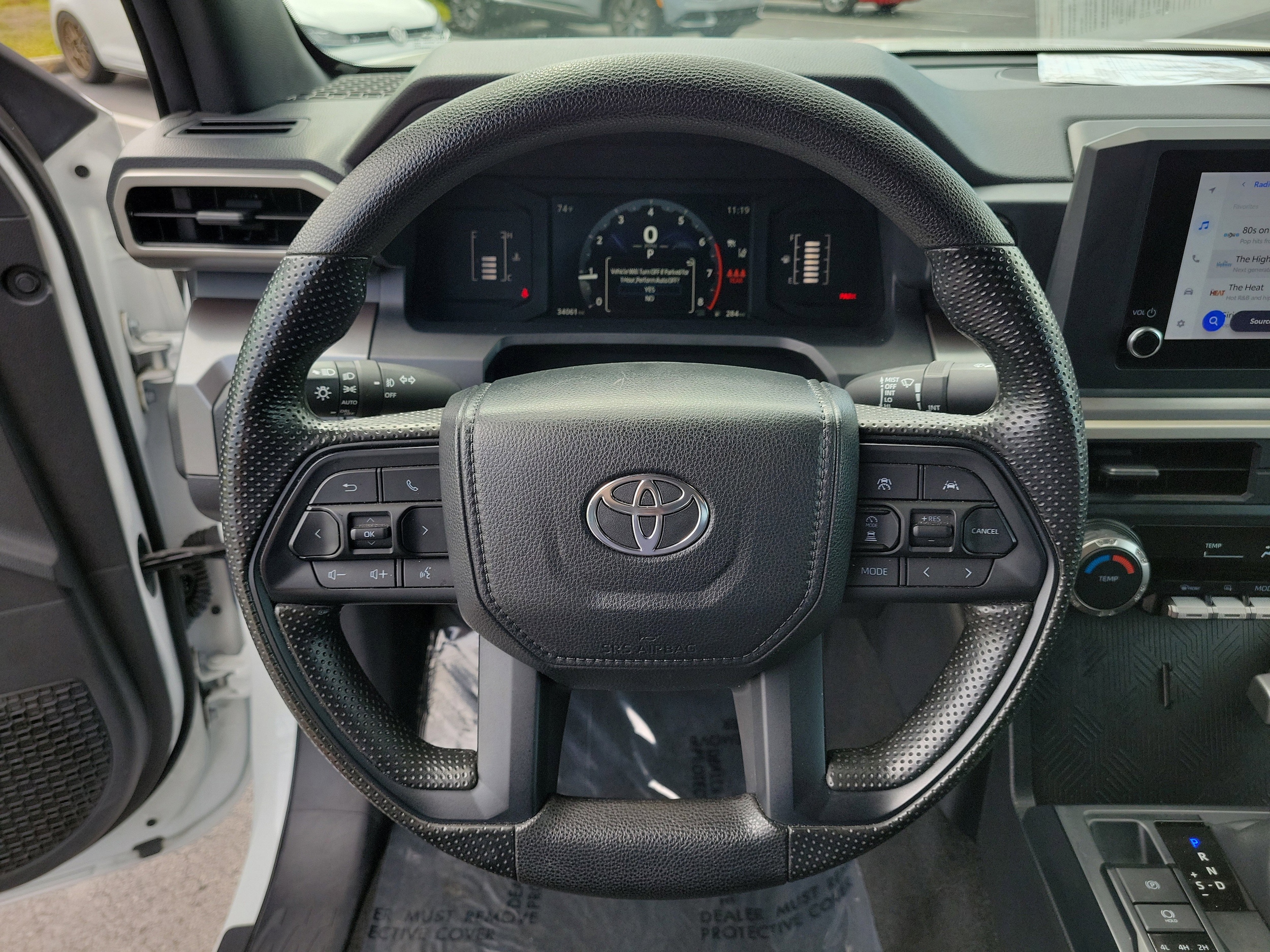 2024 Toyota Tacoma SR5 - Photo 26