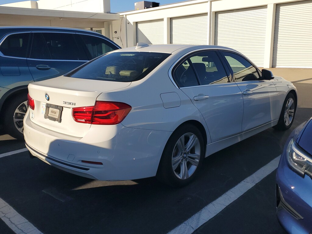 Used 2017 BMW 3 Series 330i Sedan