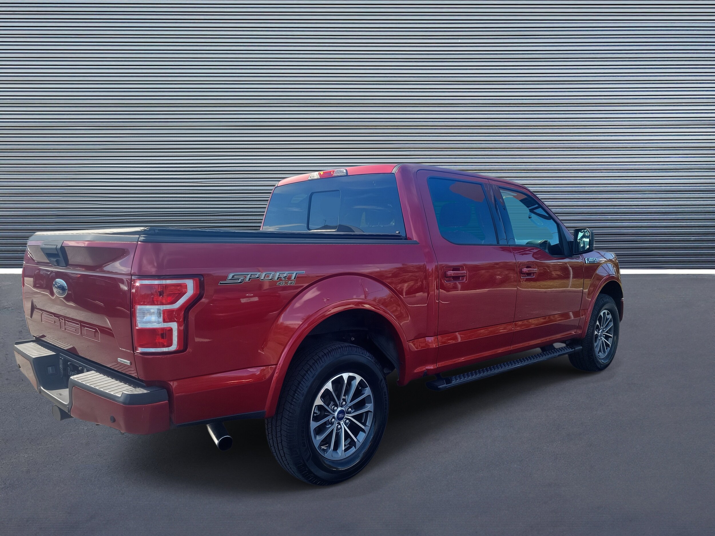 2020 Ford F-150 XLT photo 3