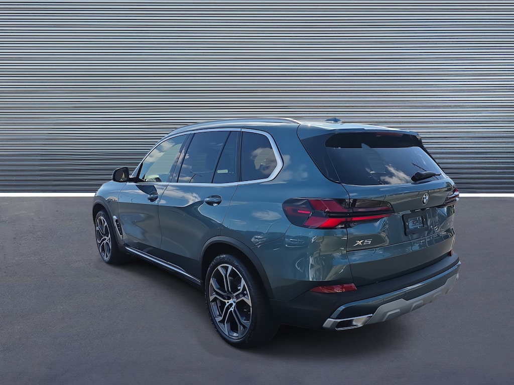 New 2026 BMW X5 xDrive40i xDrive40i Sports Activity Vehicle