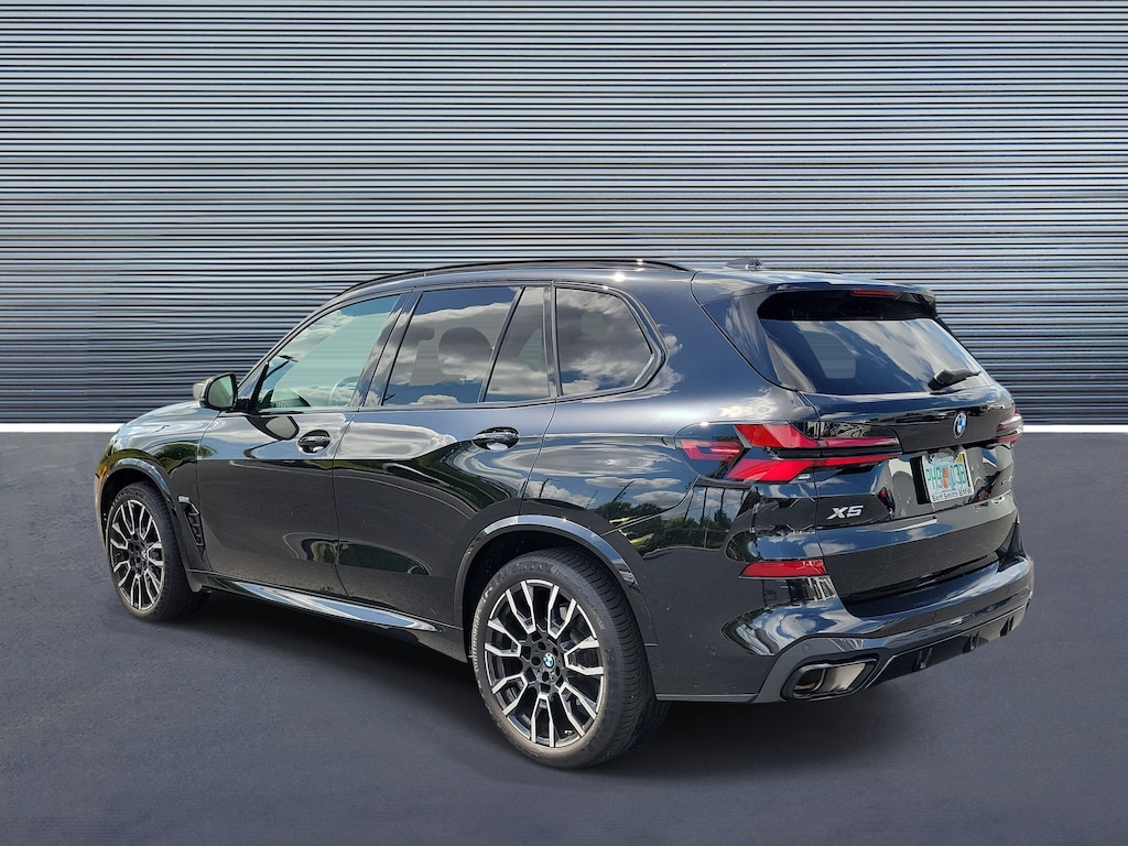 Used 2025 BMW X5 xDrive40i xDrive40i Sports Activity Vehicle