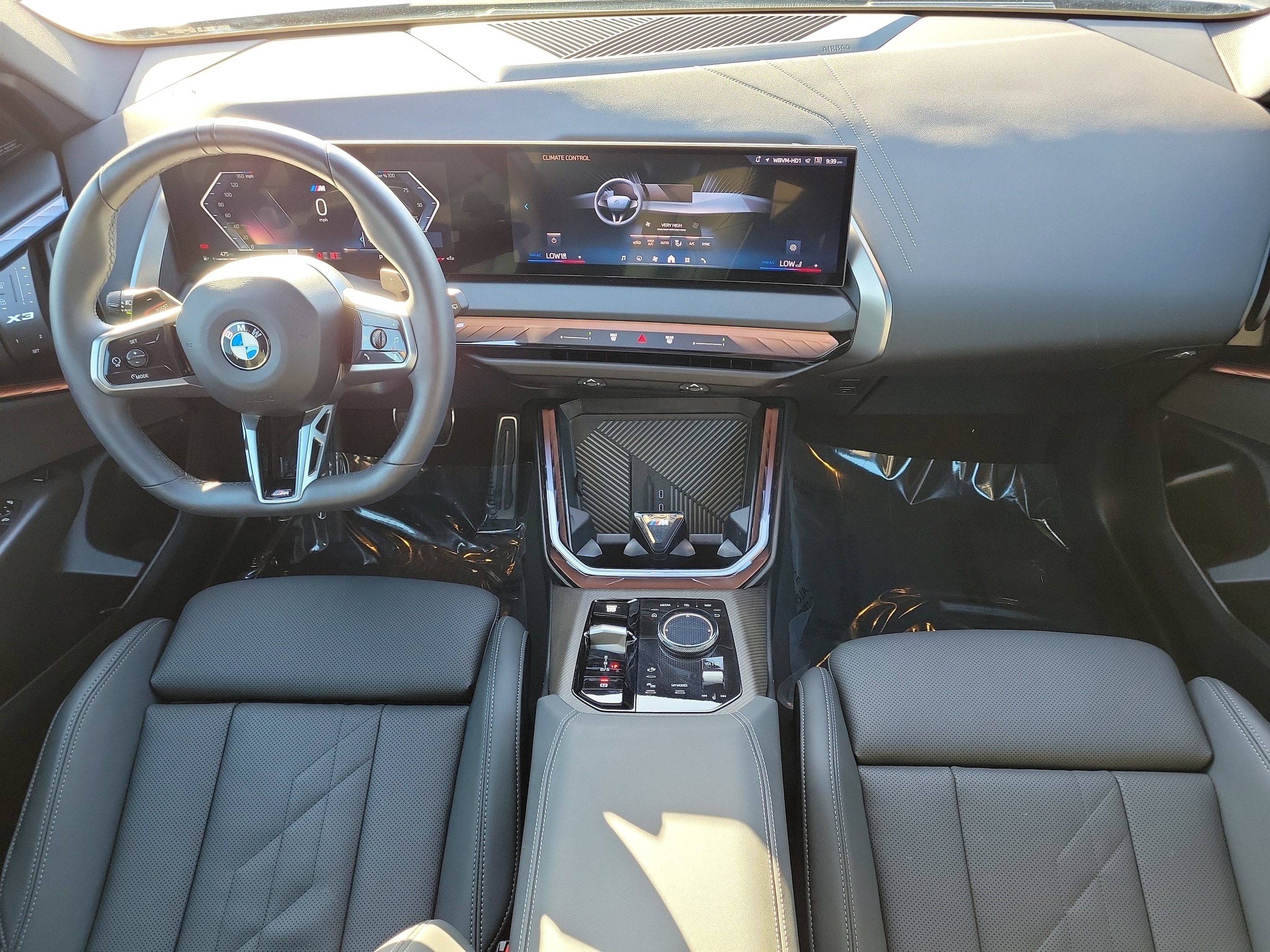 2025 BMW X3 30 - Photo 14