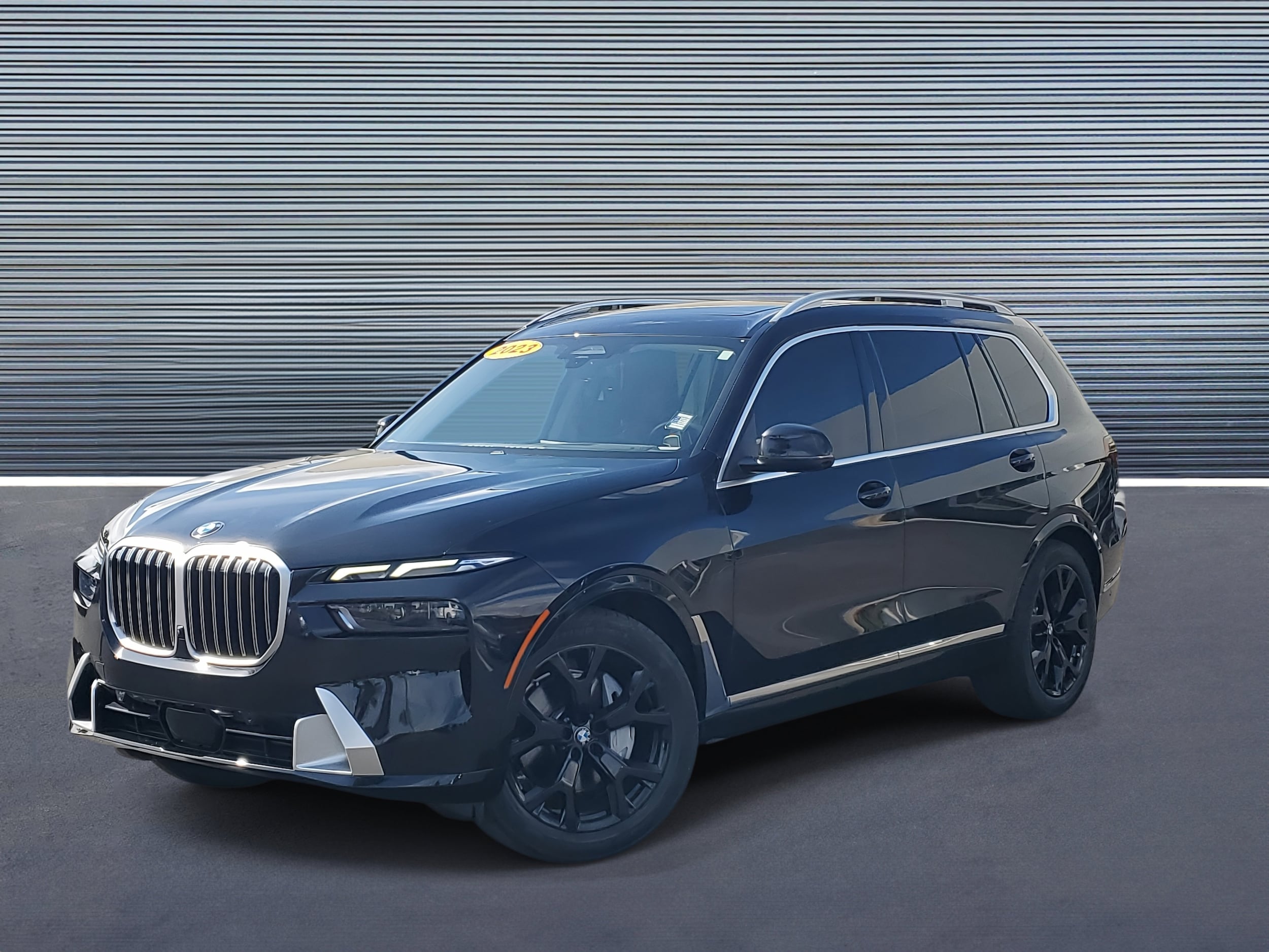 2023 BMW X7 xDrive40i Sports Activity Vehicle 