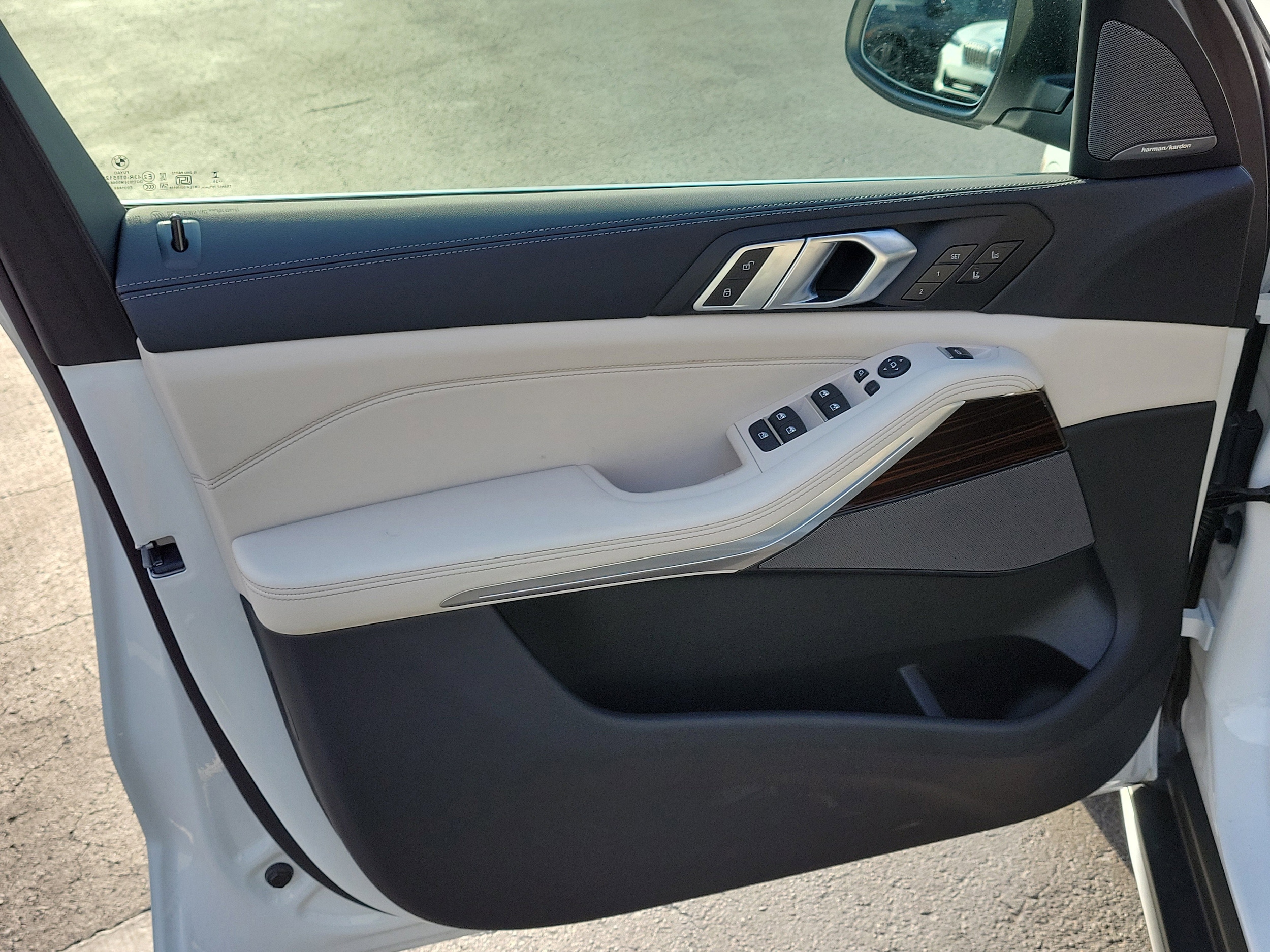 2026 BMW X5 40i - Photo 13