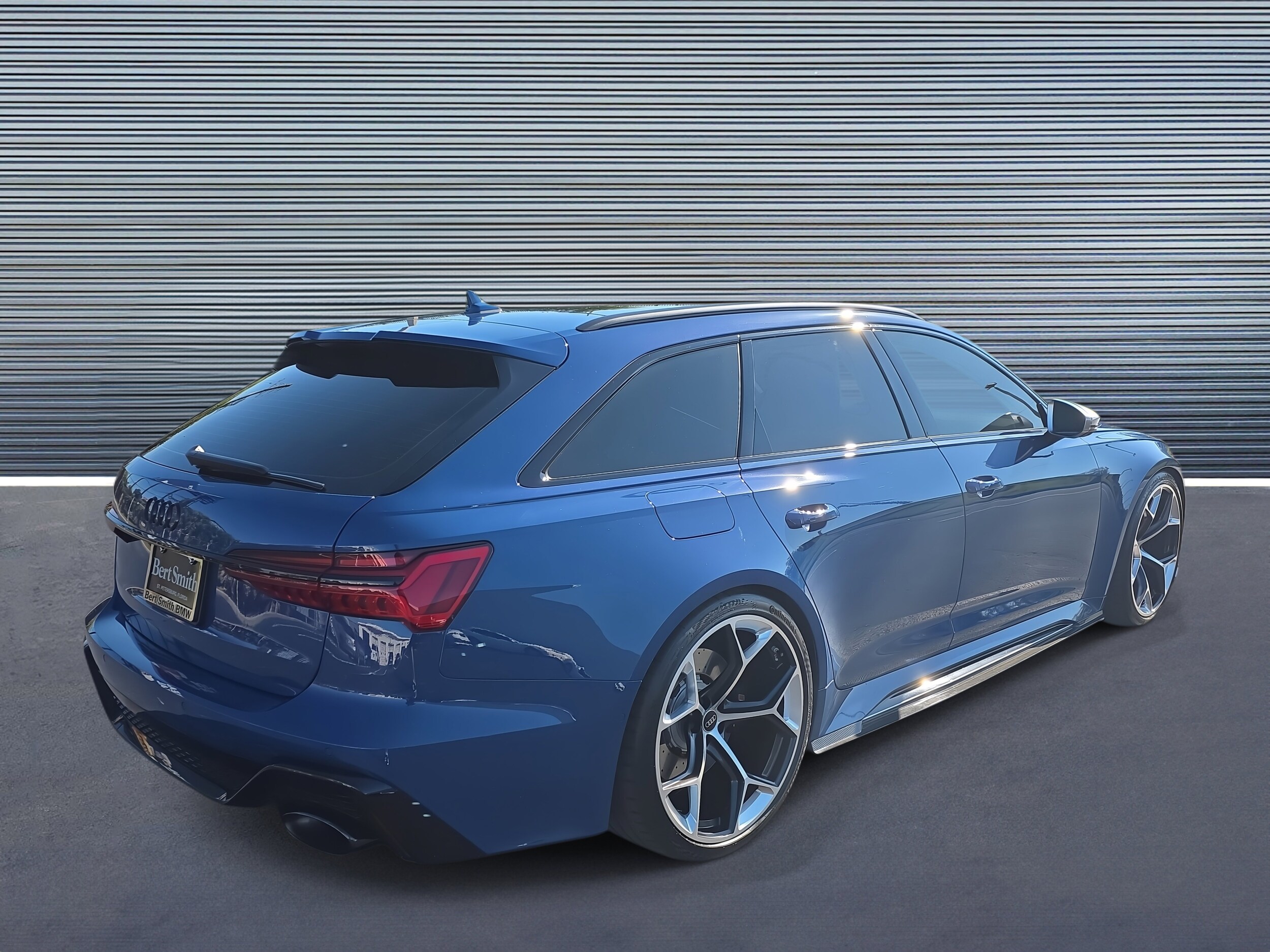 2024 Audi RS 6 Avant Performance Base photo 3