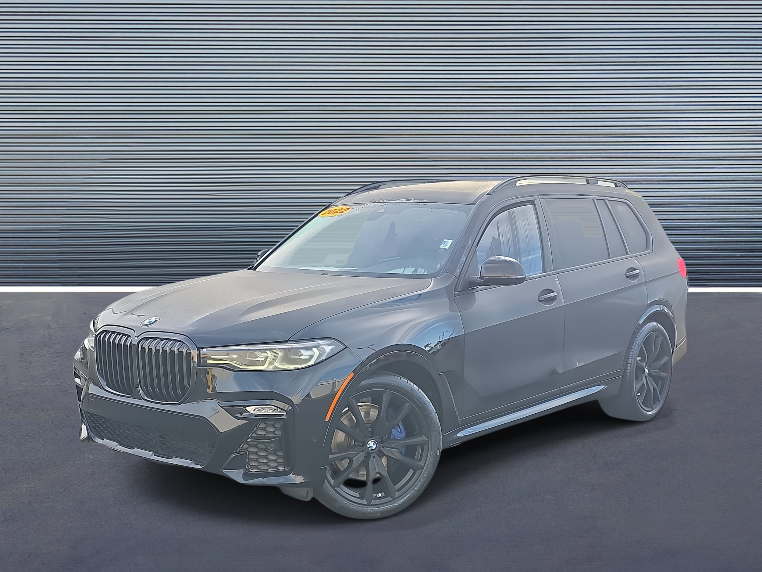 2022 BMW X7 40i's photo
