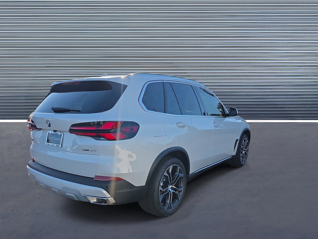 New 2026 BMW X5 sDrive40i sDrive40i Sports Activity Vehicle
