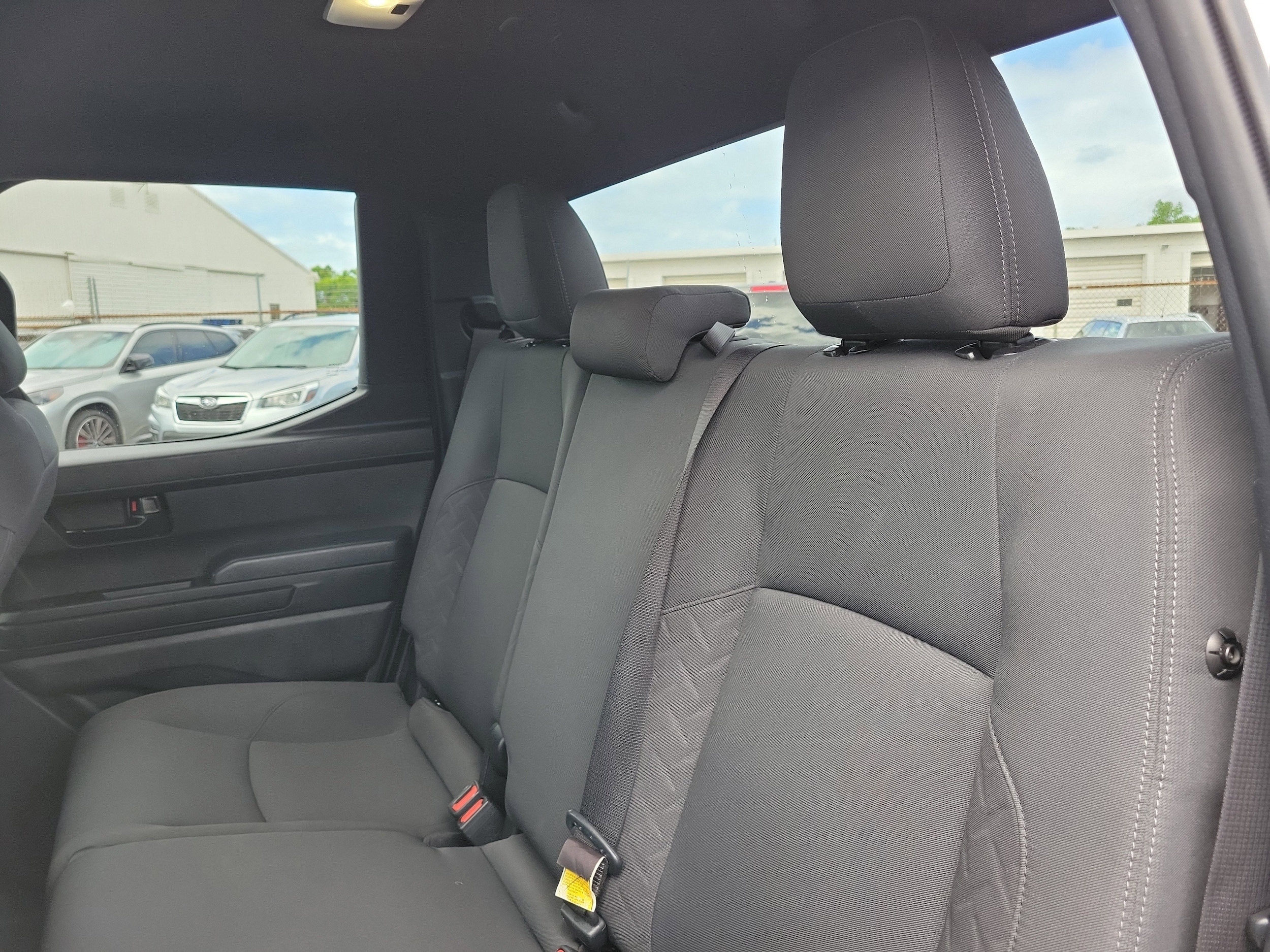 2024 Toyota Tacoma SR5 - Photo 10