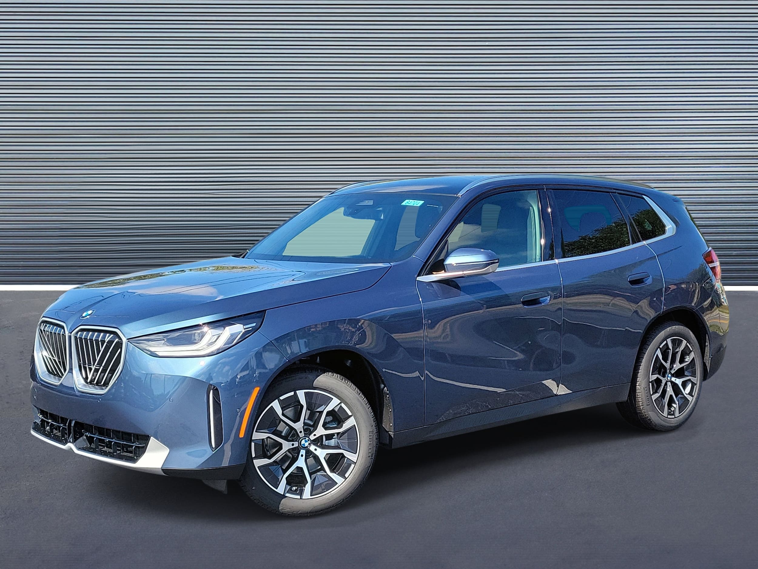 2026 BMW X3 30 XDRIVE's photo