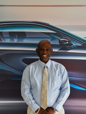 Staff member Mike Reed from ID_8bf56dc4ad12