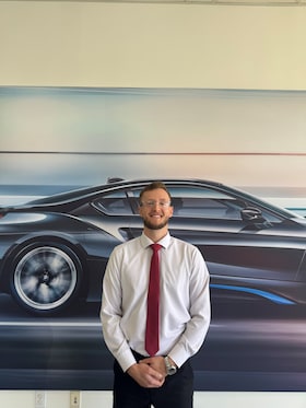 Staff member Mike Trask from 31462c64903e