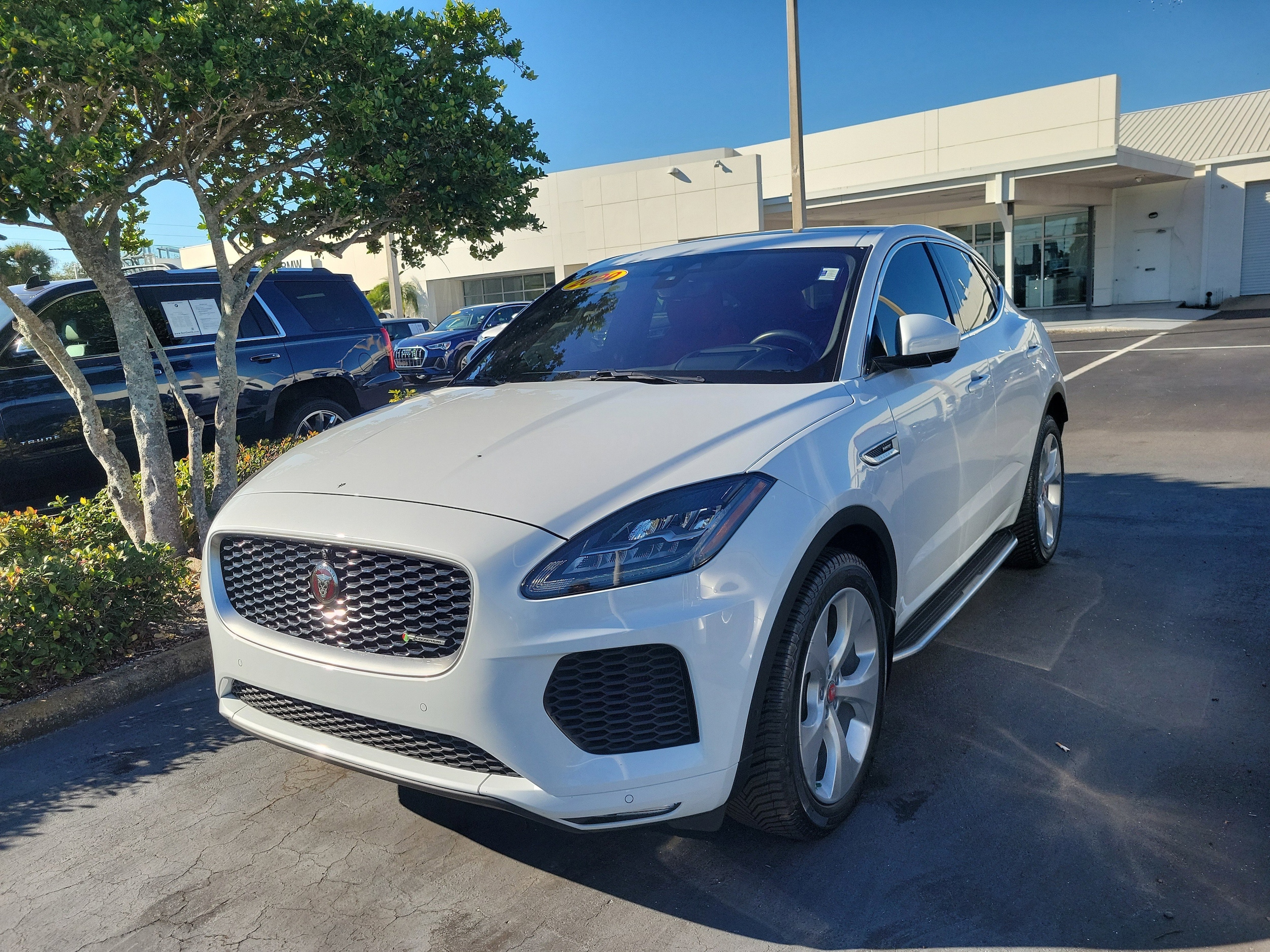 2020 Jaguar E-PACE R-Dynamic HSE's photo