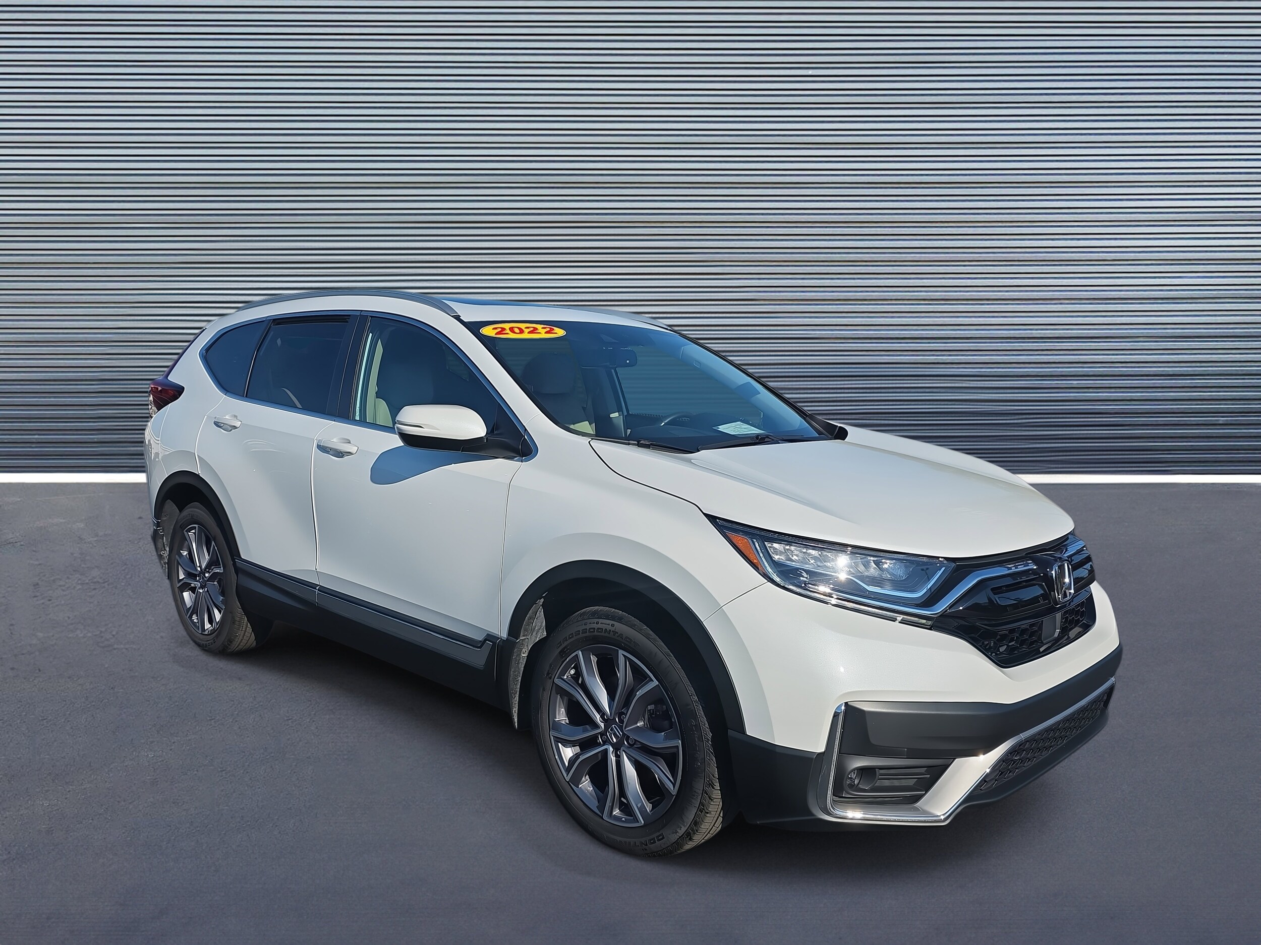 2022 Honda CR-V Touring photo 2