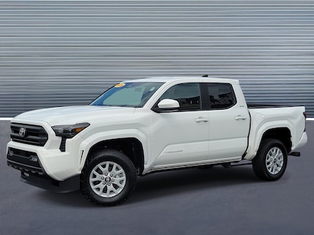 2024 Toyota Tacoma 4WD SR5 SR5 Double Cab 5 Bed AT 3TMLB5JN8RM011756