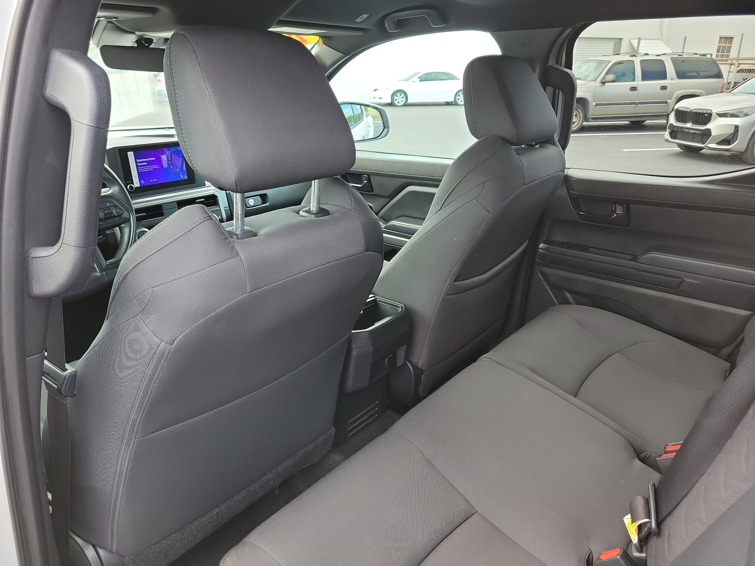2024 Toyota Tacoma SR5 - Photo 11