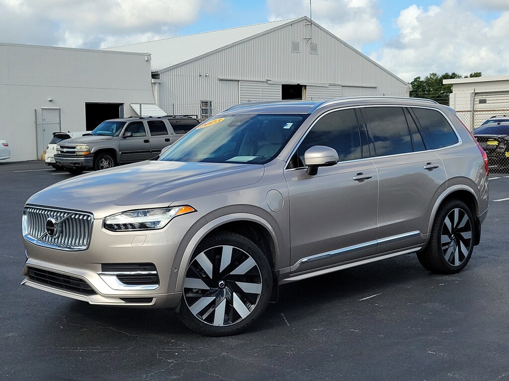 Used 2023 Volvo XC90 Recharge Plug-In Hybrid Ultimate T8 eAWD PHEV Ultimate 6P