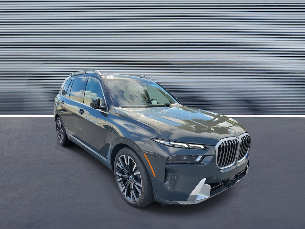 New 2026 BMW X7 xDrive40i xDrive40i Sports Activity Vehicle