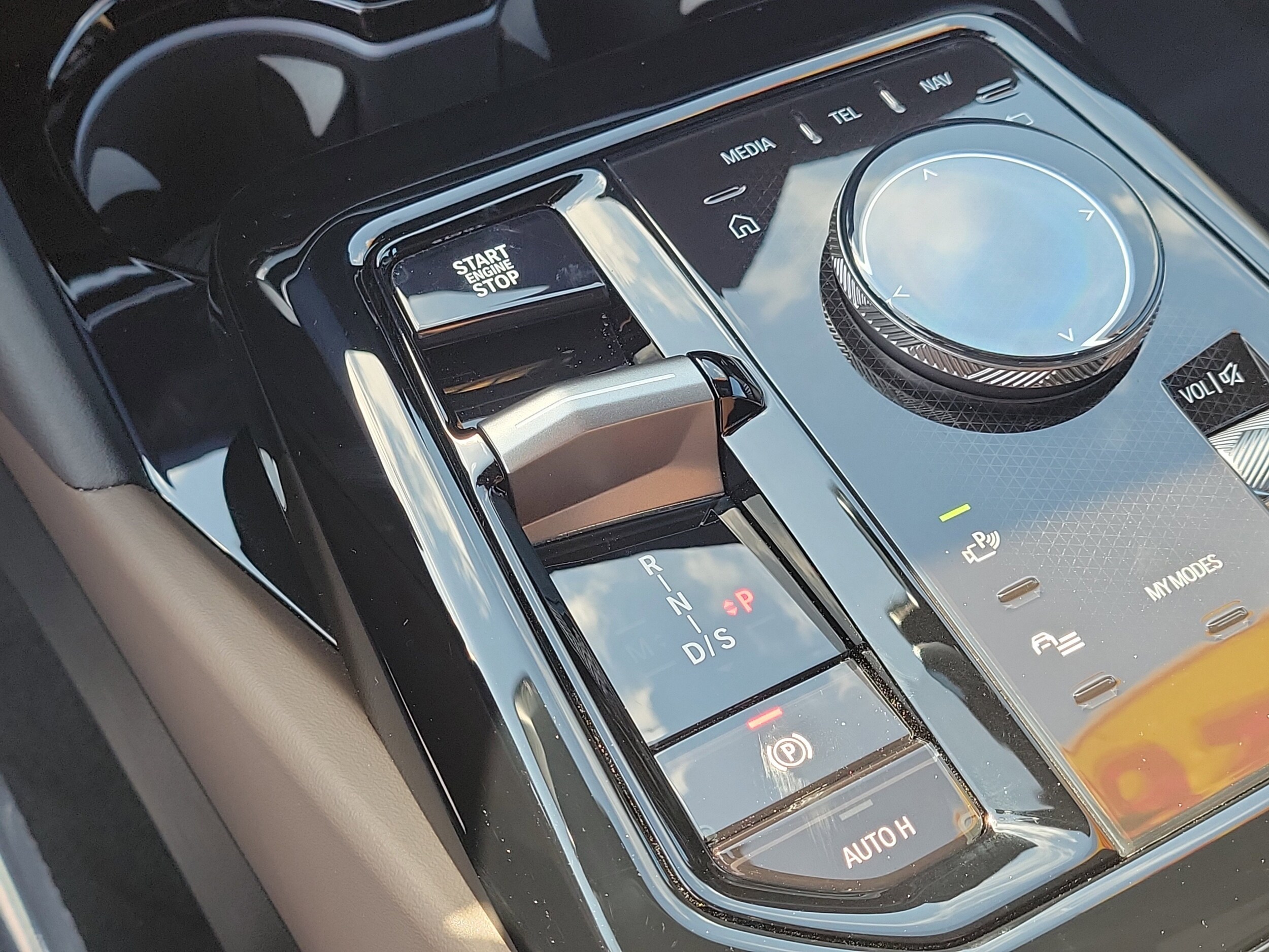 2026 BMW 5 Series 530i - Photo 25