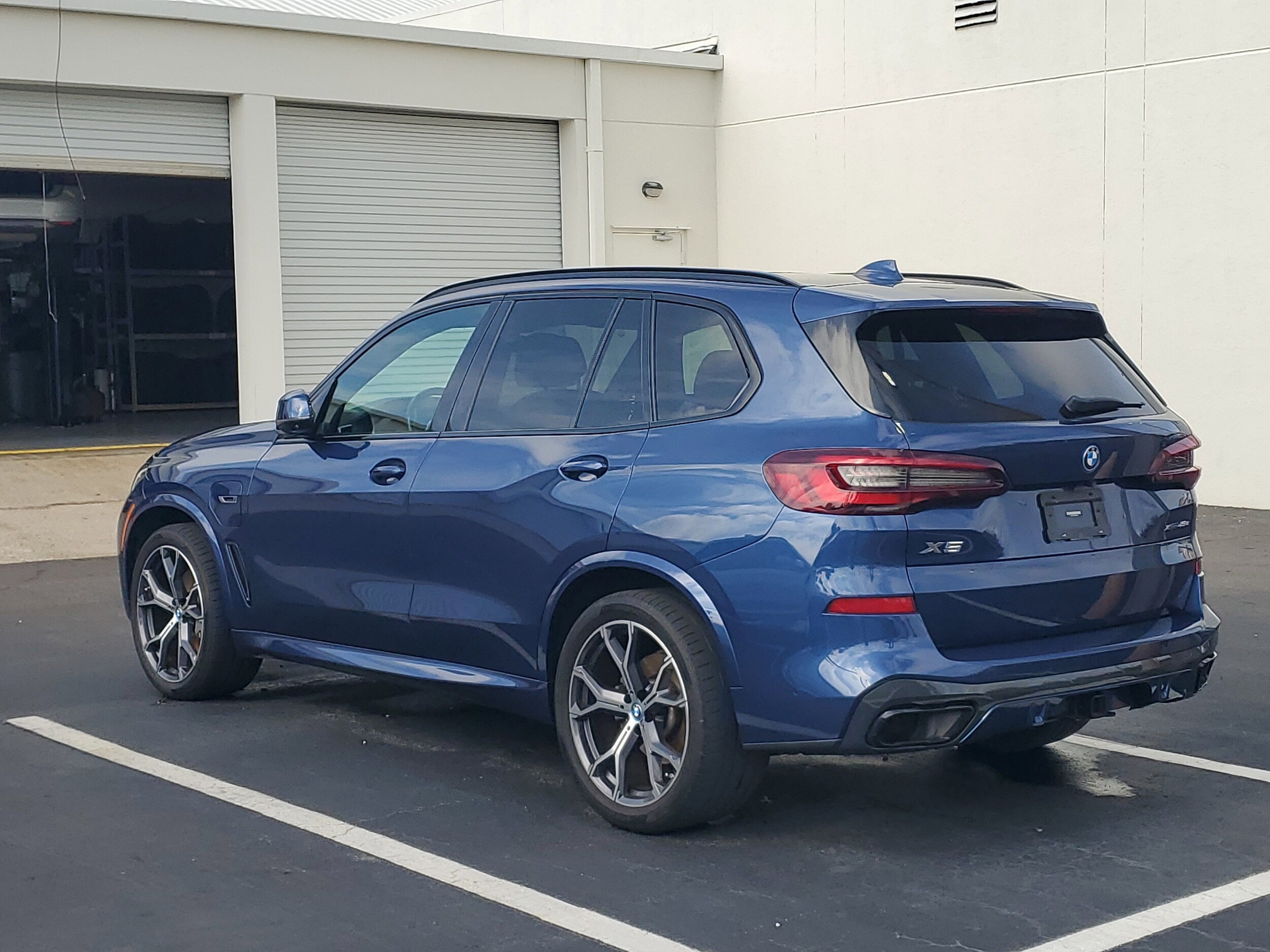 2022 Bmw X5 xDrive45e photo 3