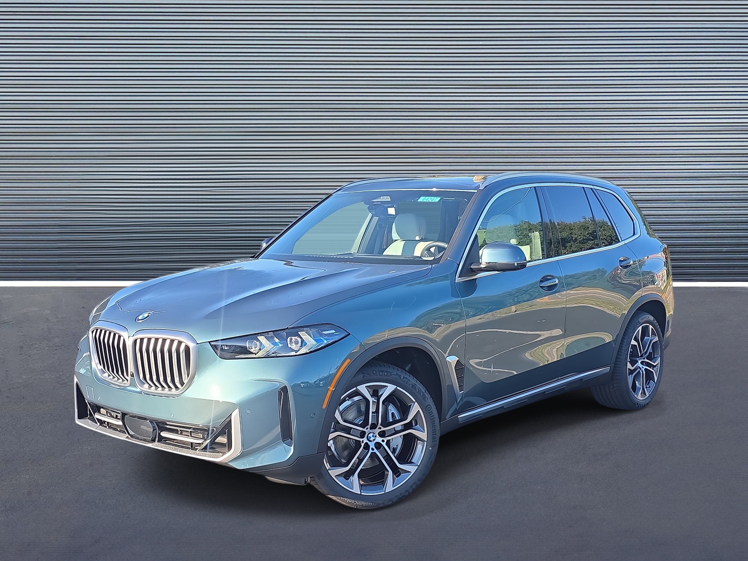 2026 BMW X5 40i's photo