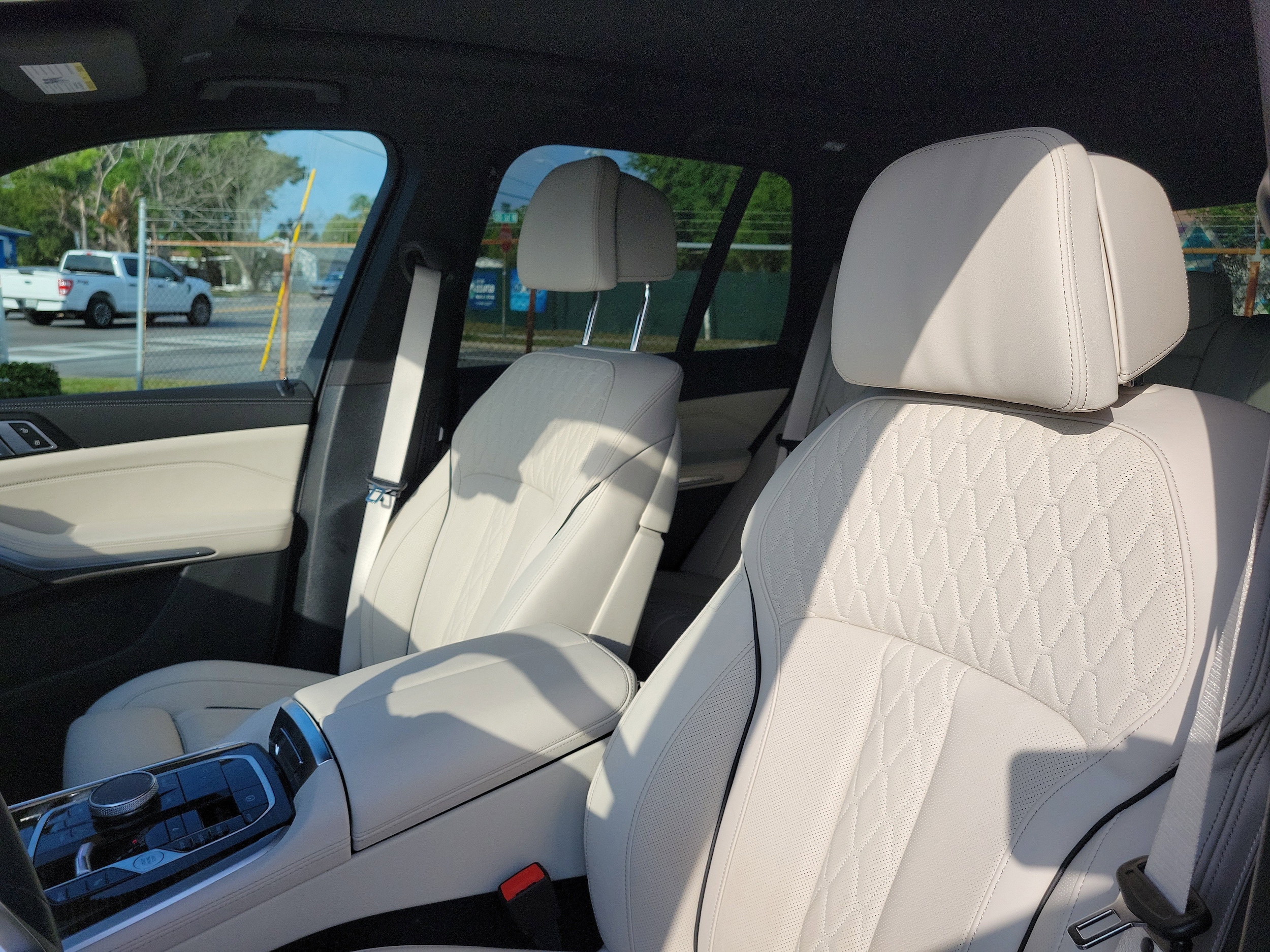 2026 BMW X5 40i - Photo 17