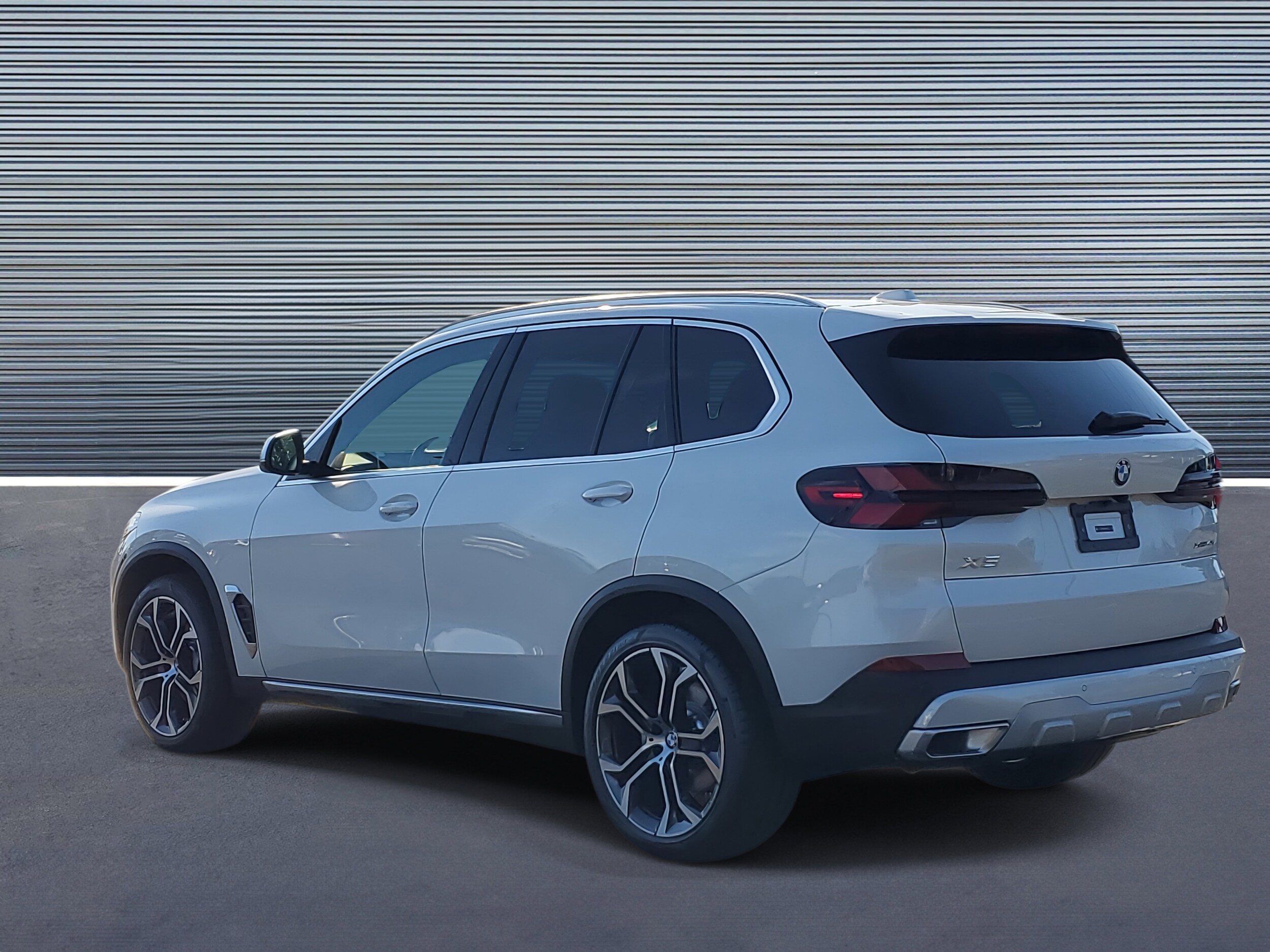 2026 Bmw X5 xDrive40i photo 4