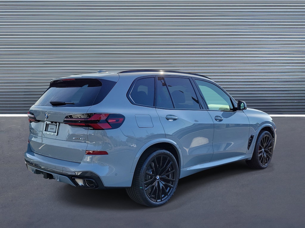 New 2026 BMW X5 sDrive40i SUV