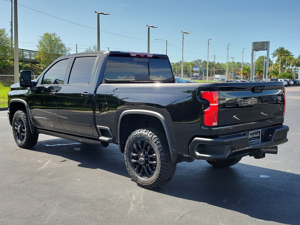 Used 2025 Chevrolet Silverado 2500HD High Country 4WD Crew Cab 159 High Country
