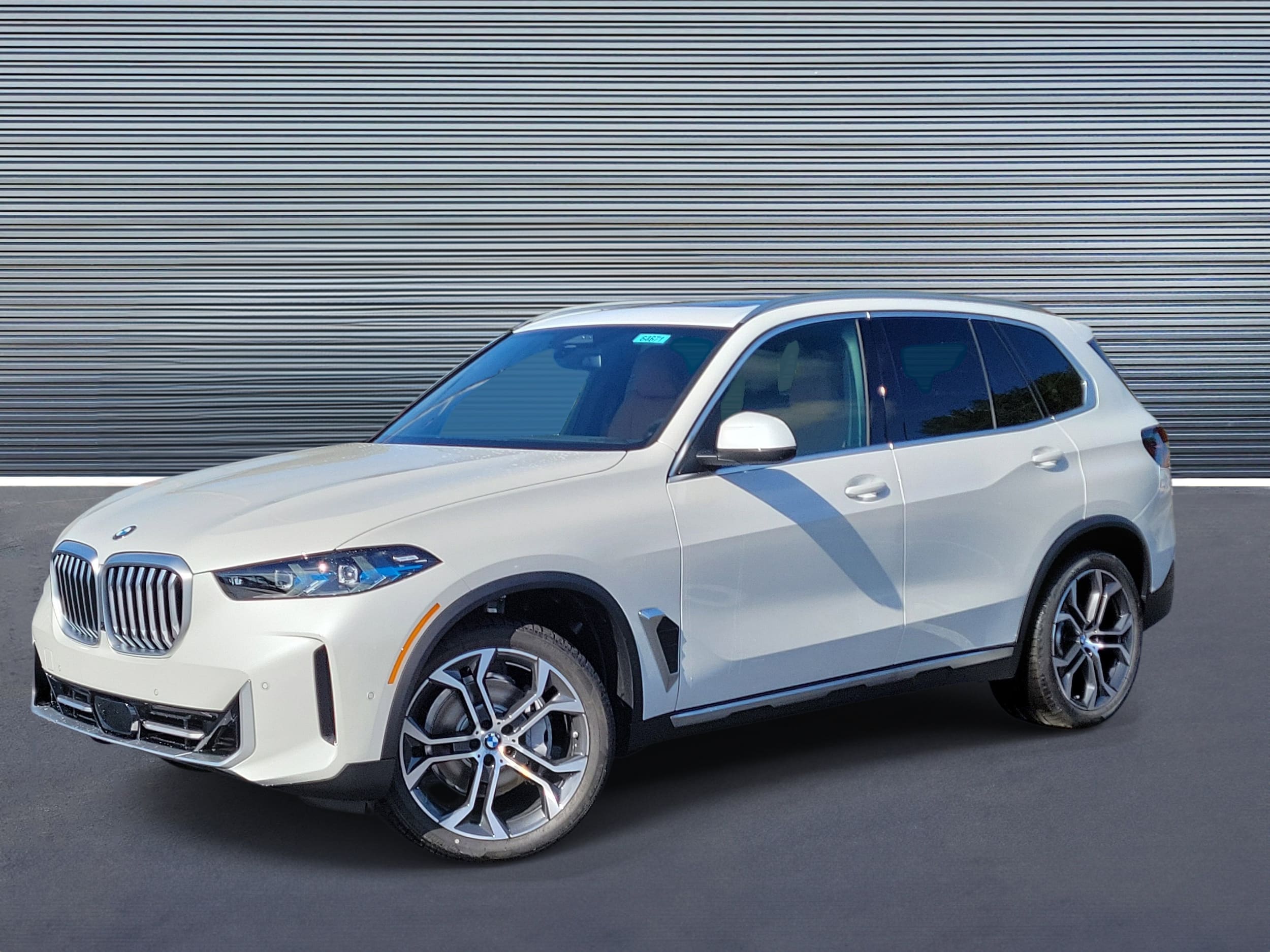 2026 BMW X5 sDrive40i's photo