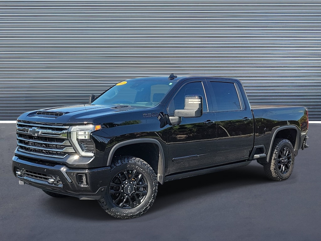 Used 2025 Chevrolet Silverado 2500HD High Country 4WD Crew Cab 159 High Country
