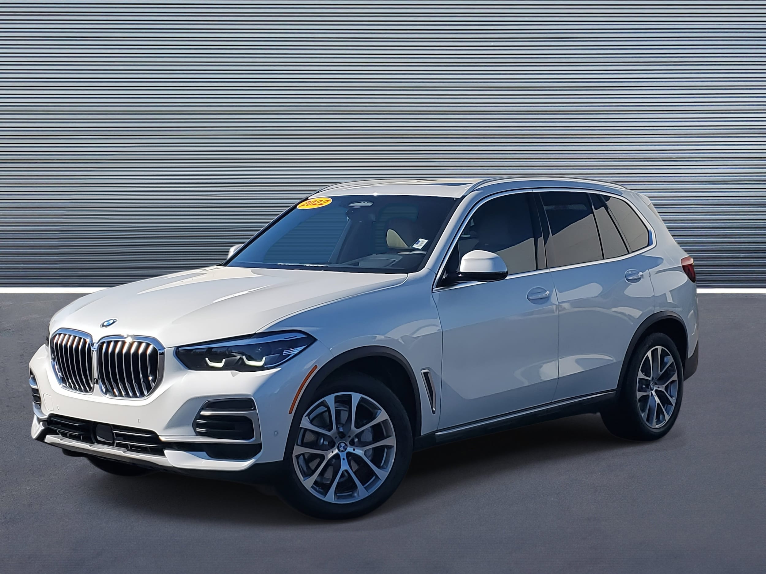 2022 BMW X5 40i's photo