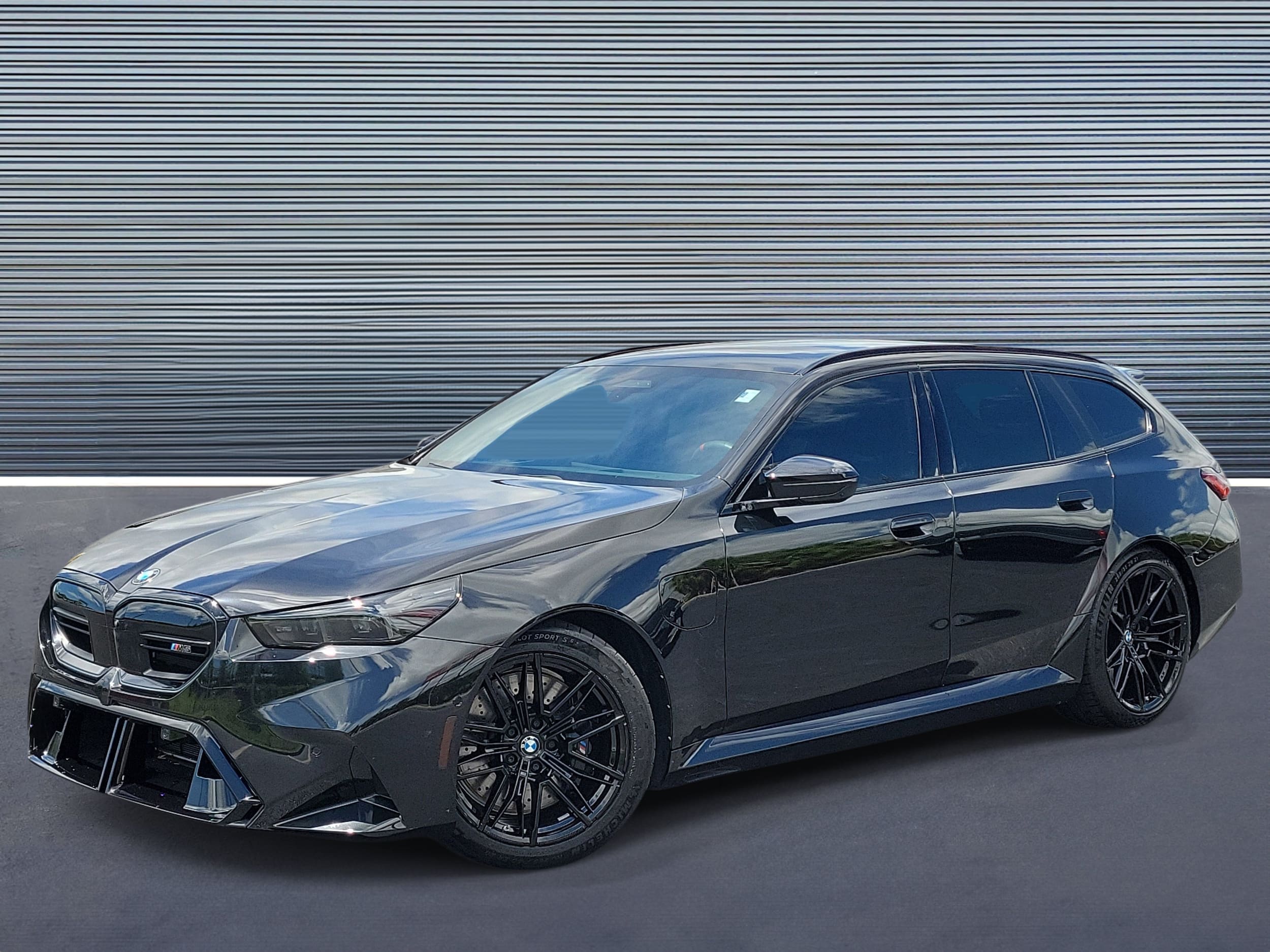2025 BMW M5 Touring 