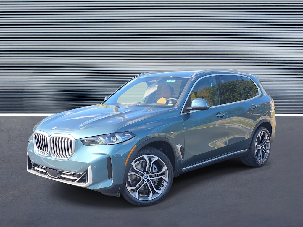 New 2026 BMW X5 xDrive40i xDrive40i Sports Activity Vehicle