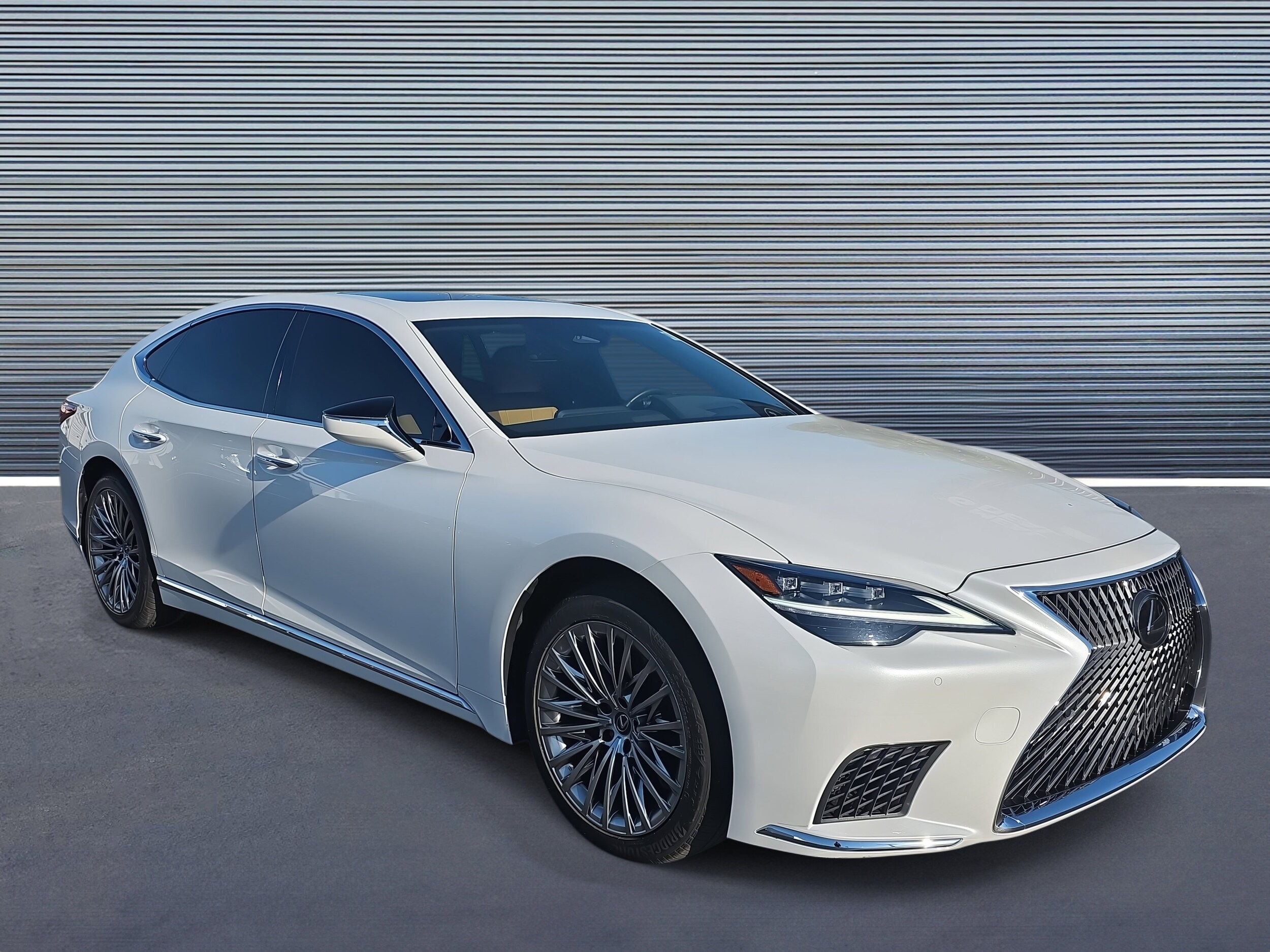 2024 Lexus LS 500 photo 2